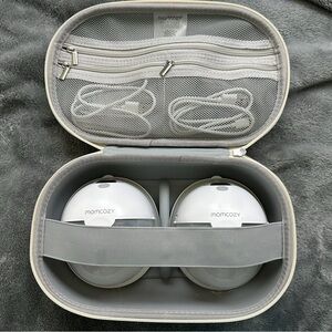 Momcozy Breast Pump with Case